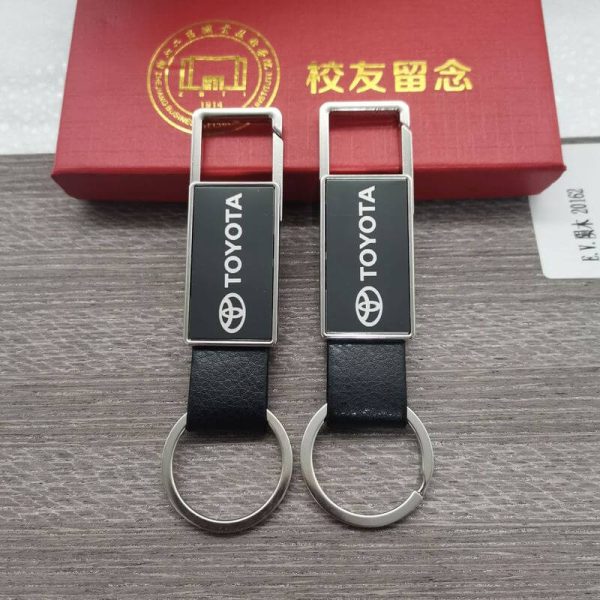 leather keychain with clip2